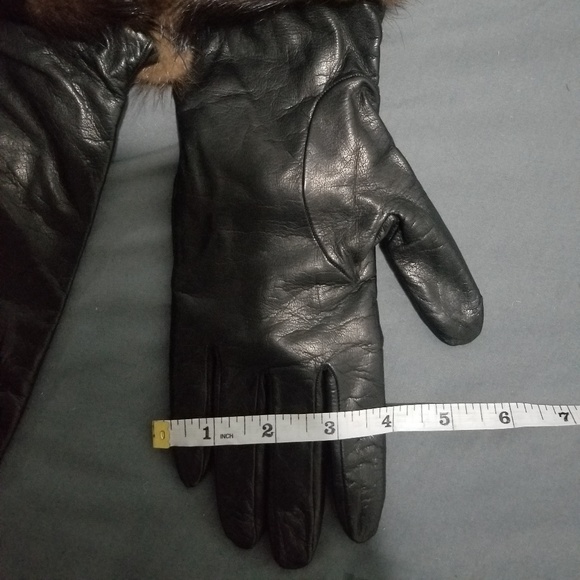 Nordstrom leather gloves - Picture 6 of 8